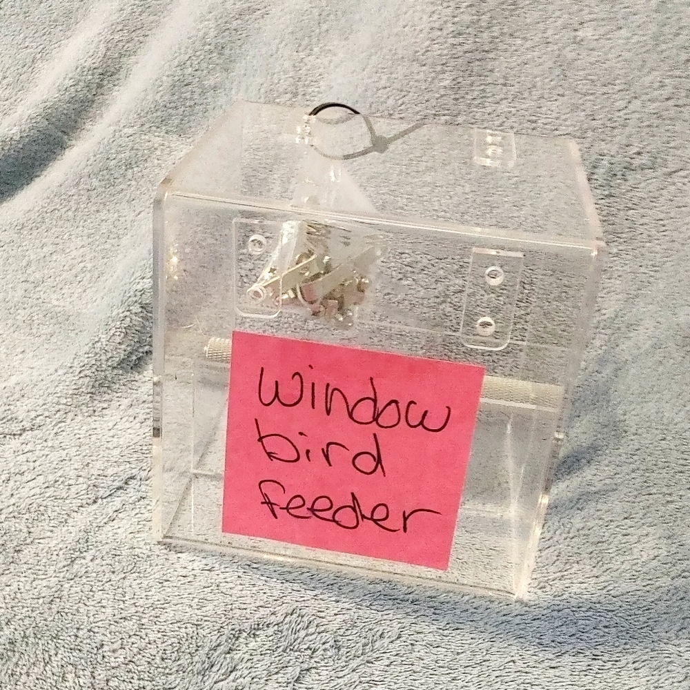 🛍️2/$20🛍️Clear Window Bird Feeder